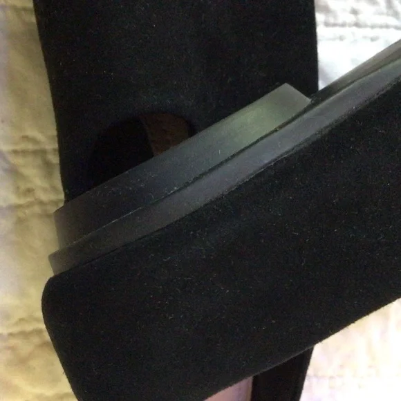 Taryn Rose Black Mules - Picture 10 of 12